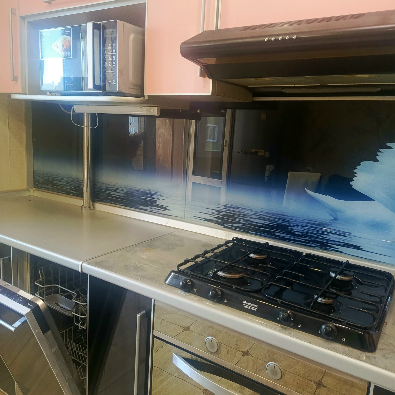 Сдается просторная трехкомнатная квартира