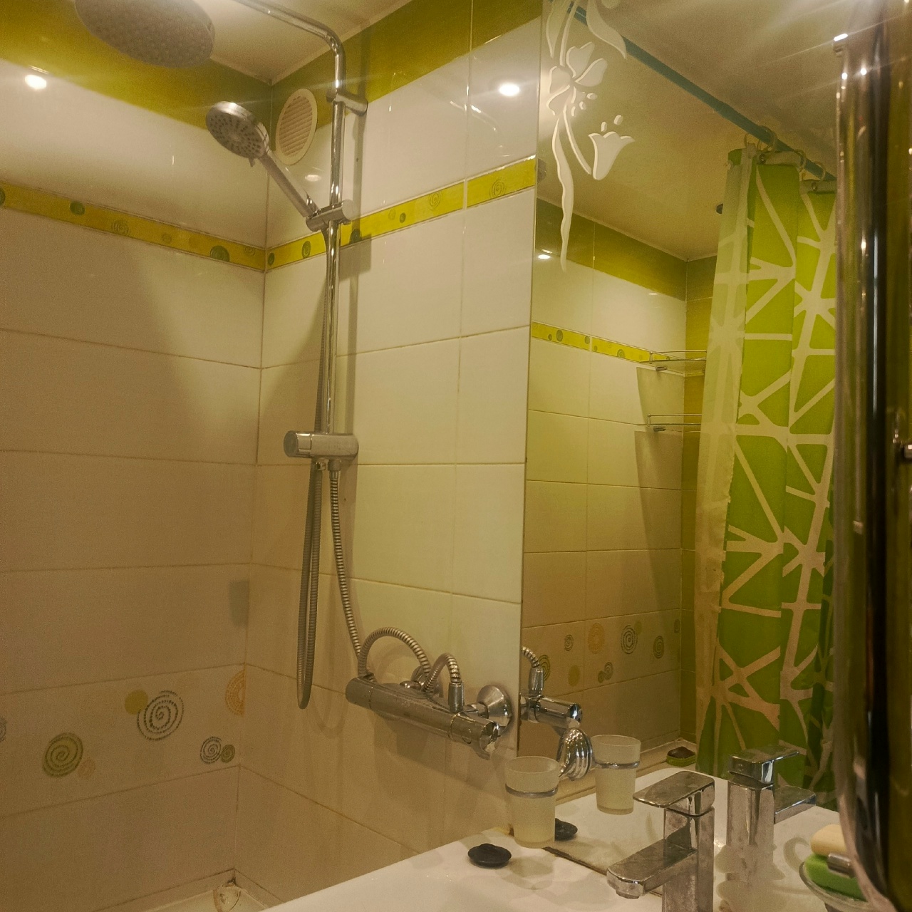 Сдается просторная трехкомнатная квартира - фото 2