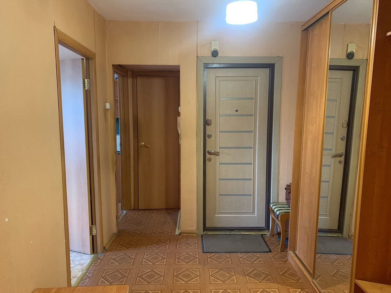 Светлая трехкомнатная квартира - фото 5