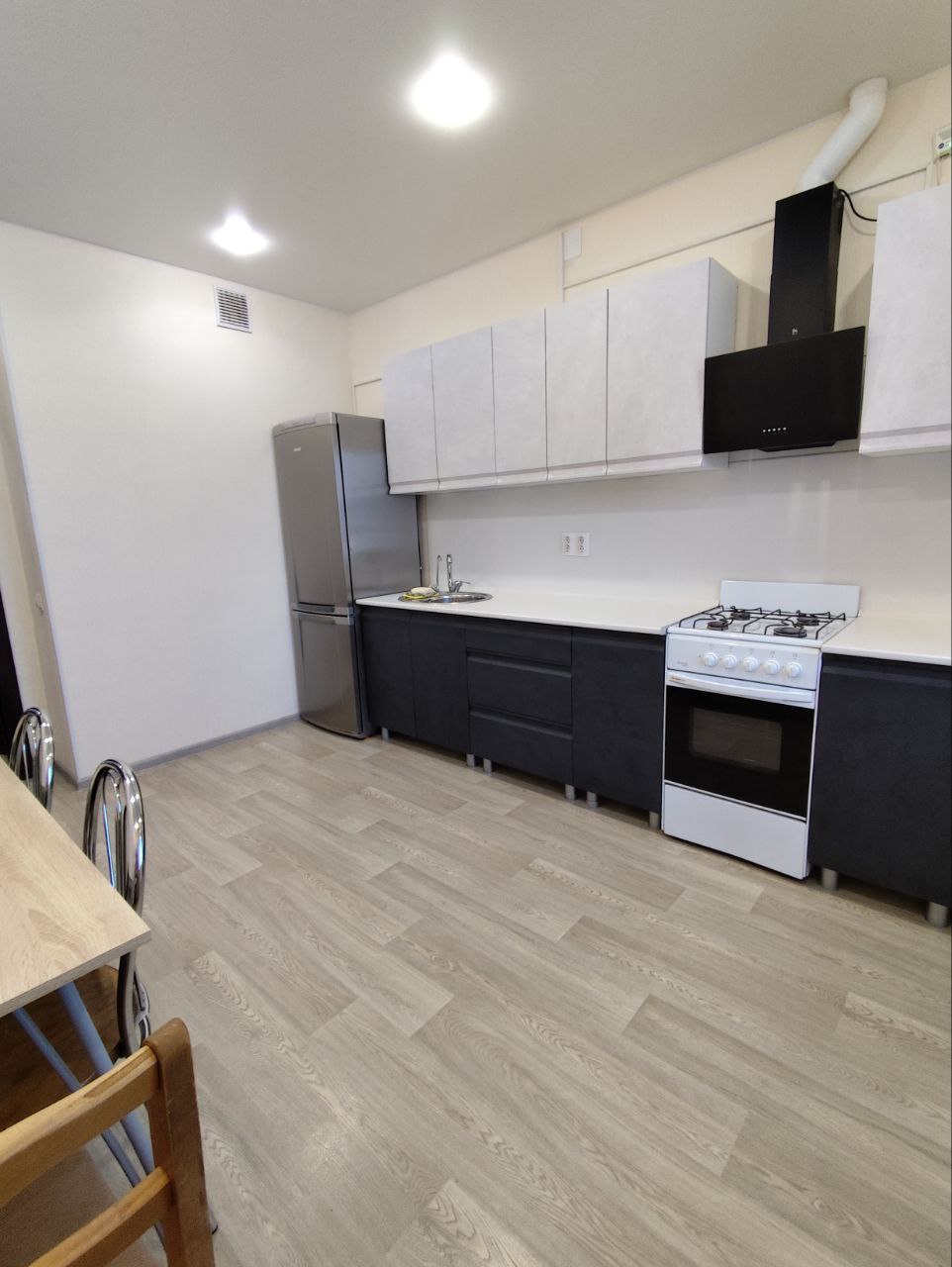 Сдается трехкомнатная квартира - фото 15